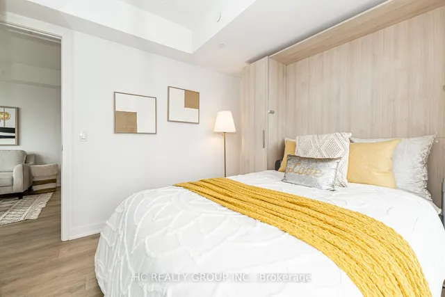 Additional image 15 of 18 Maitland Terr Unit 2403