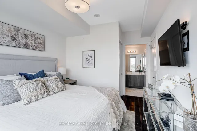 Additional image 17 of 68 Merton St Unit 1308