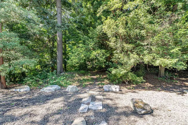 Additional image 34 of 50 Chine Dr