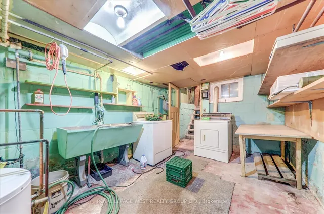 Additional image 13 of 24 Augusta Ave