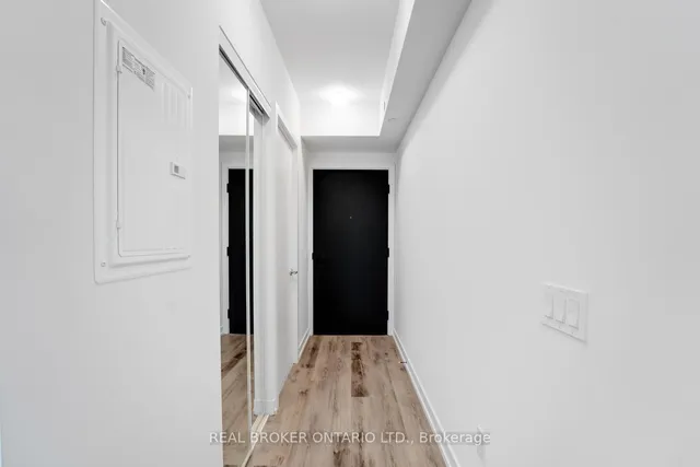 Additional image 22 of 28 Eastern Ave Unit LPH16