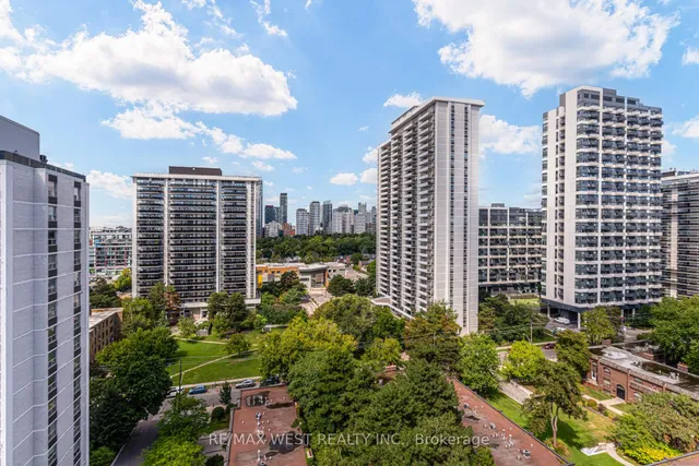 Additional image 23 of 68 Merton St Unit 1308