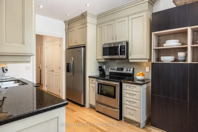Additional image 9 of 20 Burkebrook Pl Unit 334