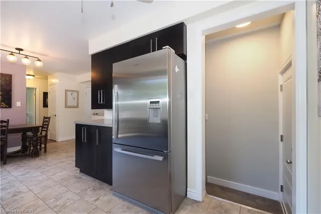 Additional image 21 of 20 Gay Cres