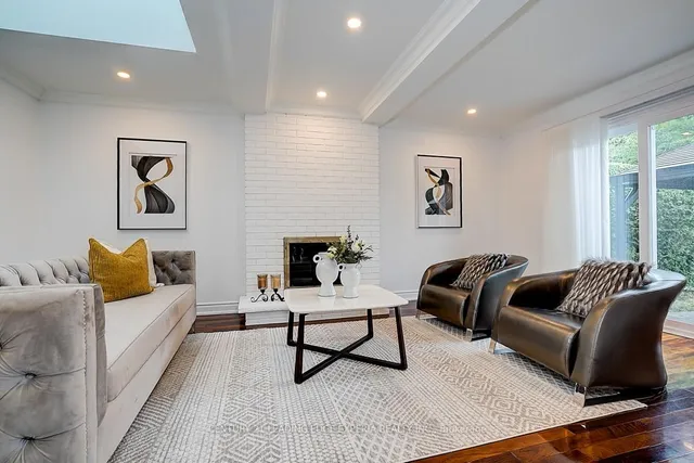 Additional image 12 of 108 Collingsbrook Blvd