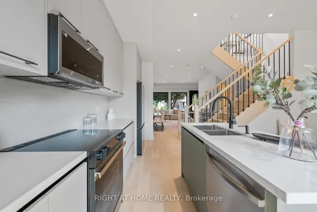 Additional image 16 of 85 Holborne Ave