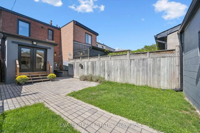 Additional image 21 of 25 Uxbridge Ave