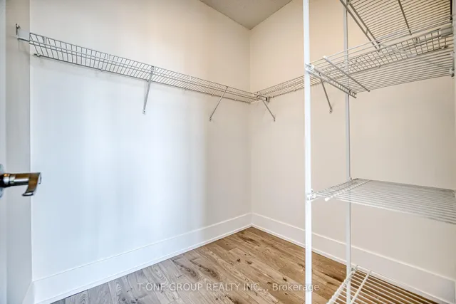 Additional image 21 of 300 Front St Unit 2001