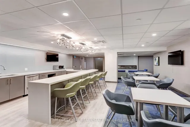 Additional image 31 of 2045 Lake Shore Blvd Unit 1102