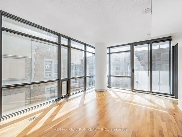 Additional image 23 of 38 Grenville St Unit 707