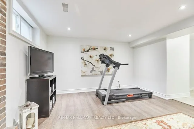 Additional image 36 of 10 Glentworth Rd