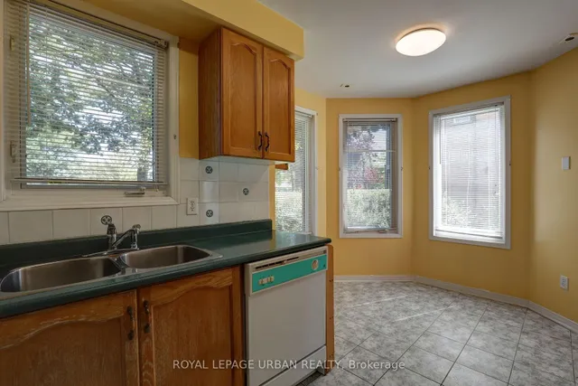 Additional image 8 of 28 Rosebank Dr Unit 1015