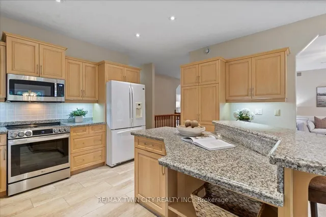 Additional image 12 of 122 Briarmeadow Pl