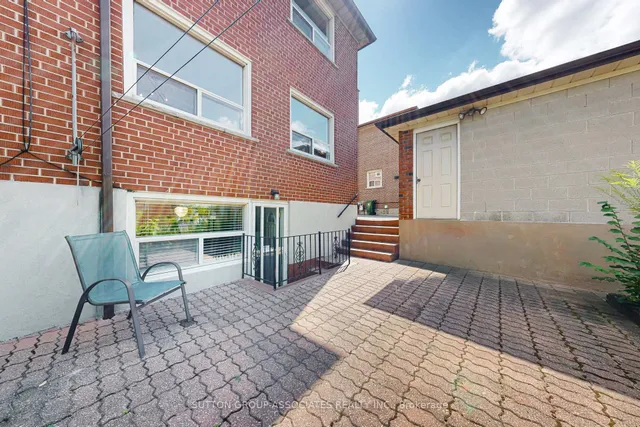 Additional image 29 of 22 Woodenhill Crt