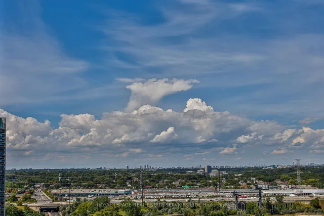 Additional image 13 of 2212 Lake Shore Blvd Unit 2310