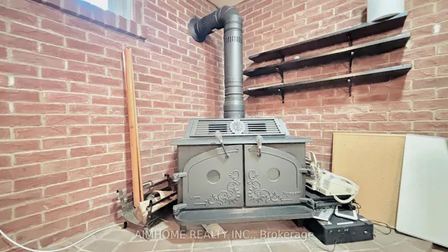 Additional image 35 of 19 Sunderland Cres