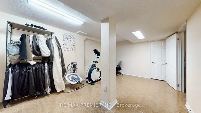 Additional image 31 of 16 Magdalena Crt