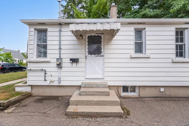 Additional image 20 of 19 Seneca Dr