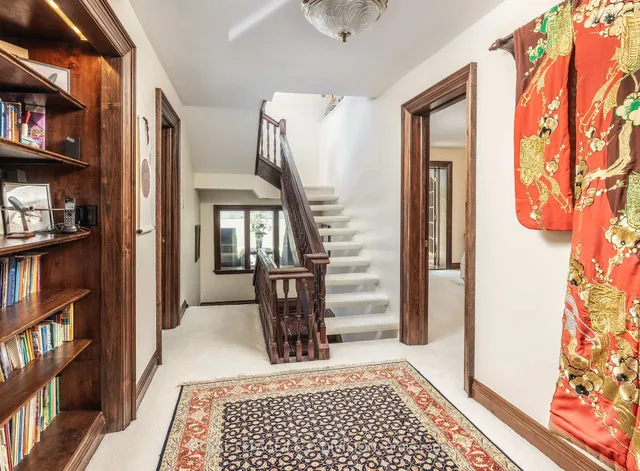 Additional image 17 of 428 Russell Hill Rd