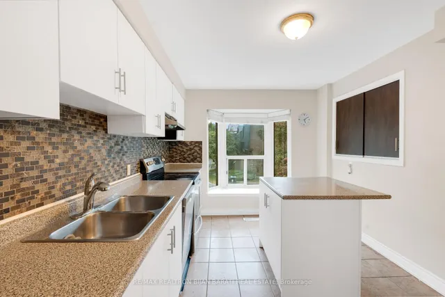 Additional image 13 of 105 Gypsy Roseway