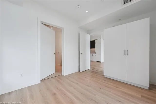 Additional image 31 of 741 King St Unit 501