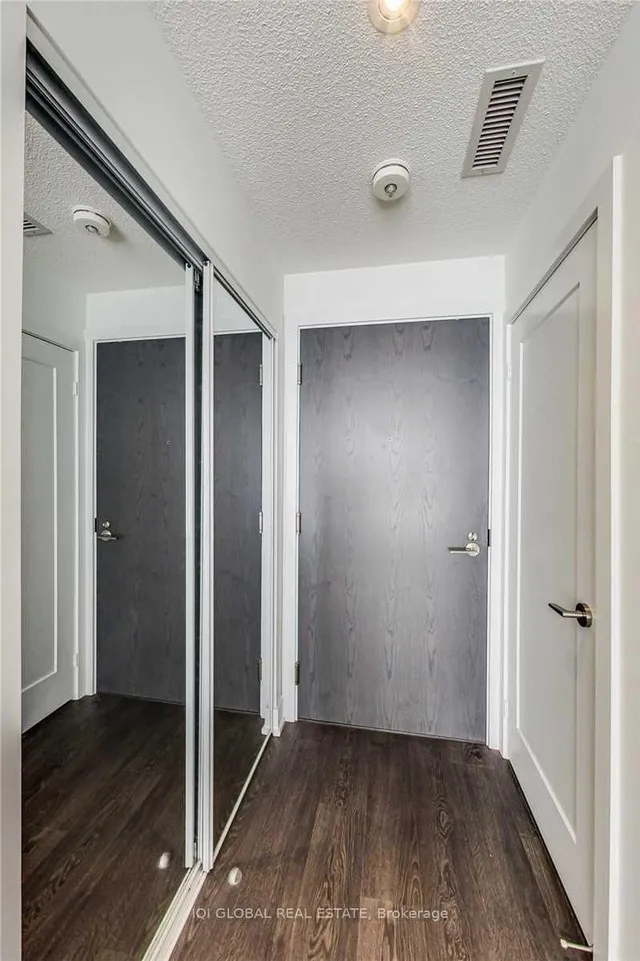 Additional image 11 of 7 Mabelle Ave Unit 1008A