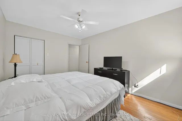 Additional image 22 of 35 Regatta Cres