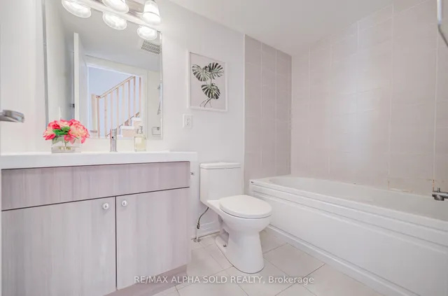 Additional image 28 of 45 Thomas Mulholland Dr Unit 3