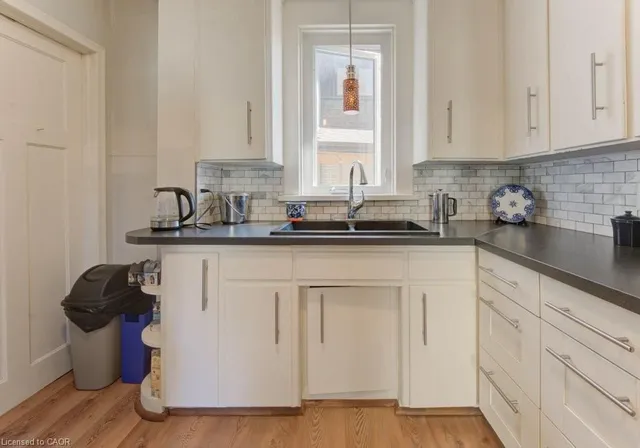 Additional image 20 of 43 Irvin St