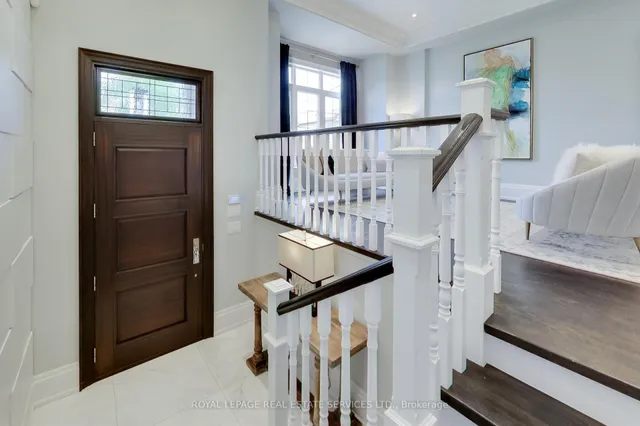 Additional image 4 of 409 Deloraine Ave