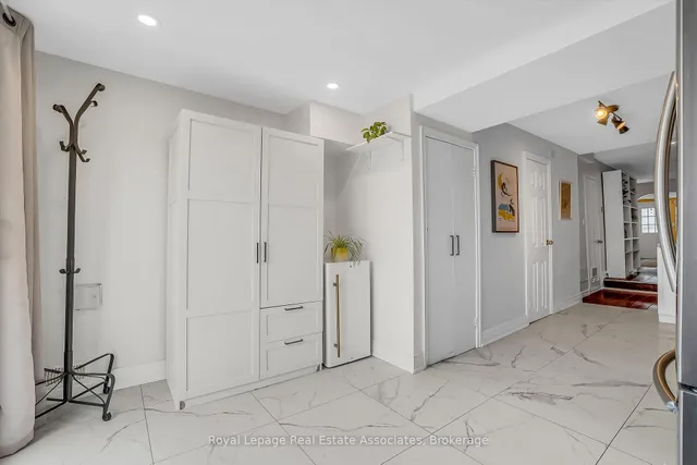 Additional image 19 of 240 Sixth St