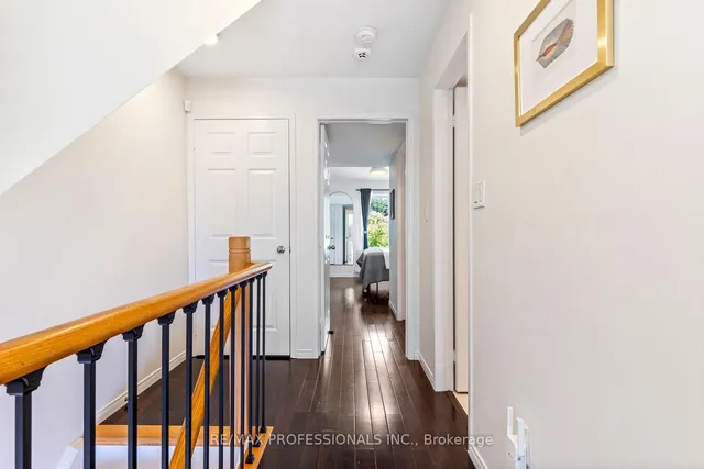 Additional image 20 of 55 Turntable Cres Unit 70