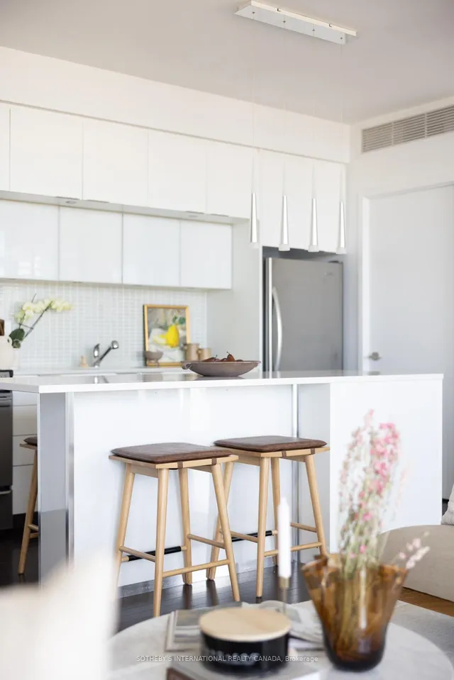 Additional image 31 of 110 Charles St Unit 4207