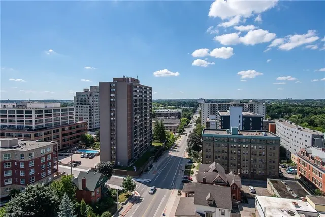 Additional image 46 of 150 Queen St Unit 1005