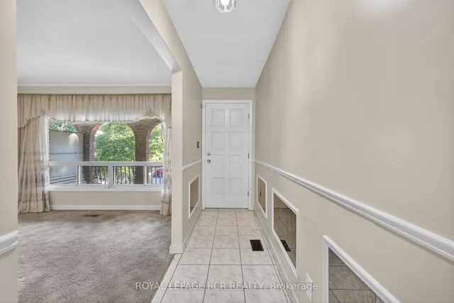 Additional image 8 of 8 Cross St