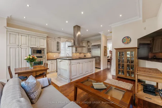 Additional image 21 of 276 Greenfield Ave