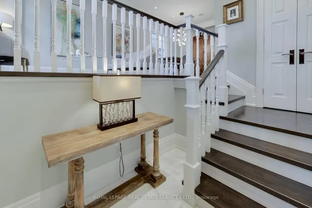 Additional image 3 of 409 Deloraine Ave