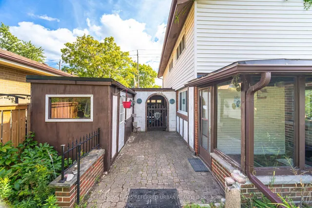 Additional image 32 of 60 Hinton Rd