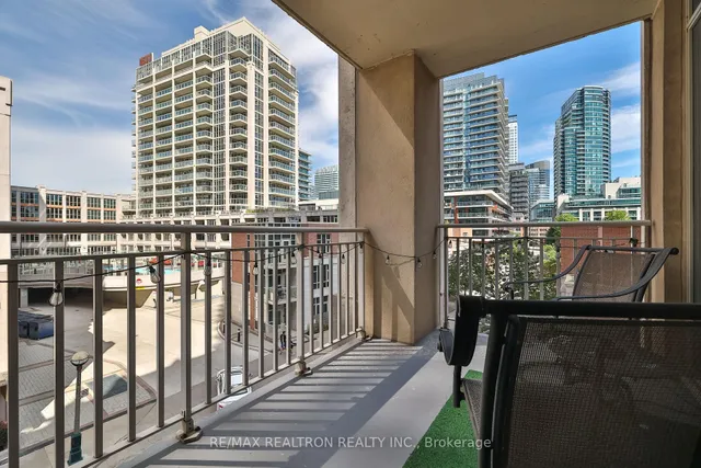 Additional image 37 of 628 fleet St Unit 407