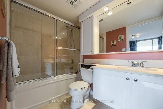 Additional image 18 of 801 Bay St Unit 1606