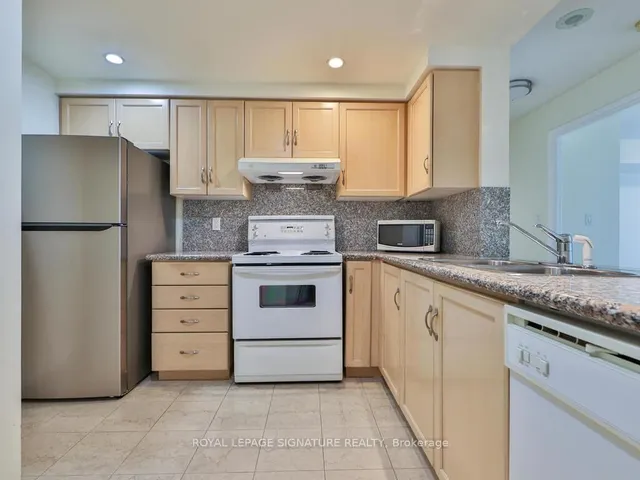 Additional image 12 of 168 Simcoe St Unit 318