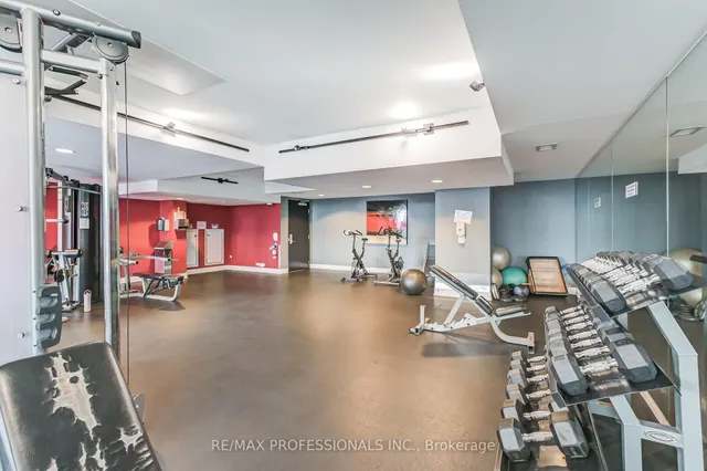 Additional image 45 of 55 East Liberty St Unit 1210