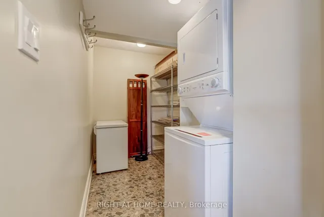 Additional image 32 of 65 Skymark Dr Unit 707