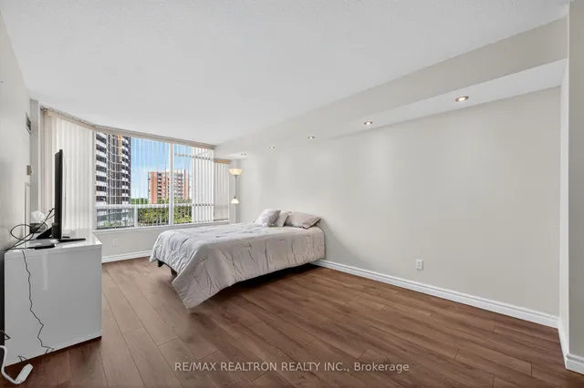 Additional image 8 of 1101 Steeles Ave Unit 602