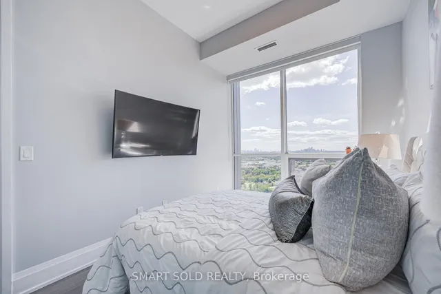 Additional image 17 of 18 Graydon Hall Dr Unit Ph02