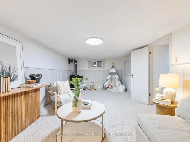 Additional image 23 of 11 Briar Dale Blvd