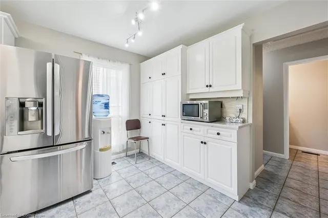 Additional image 17 of 177 Royal Orchard Dr