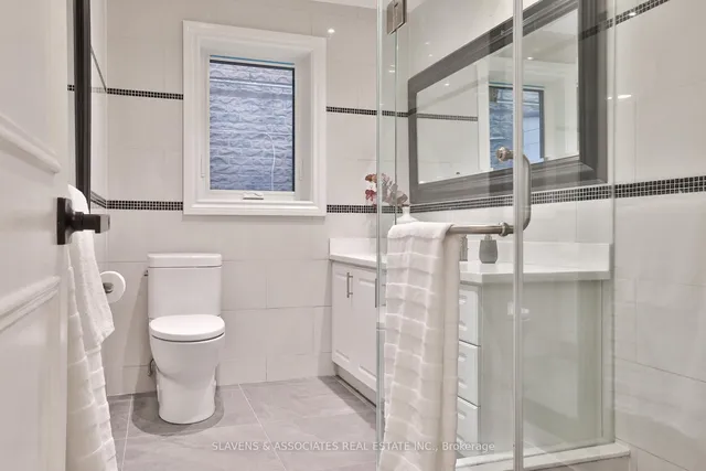 Additional image 33 of 1021 Spadina Rd