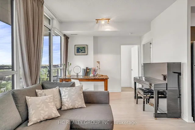 Additional image 15 of 33 Singer Crt Unit 2205