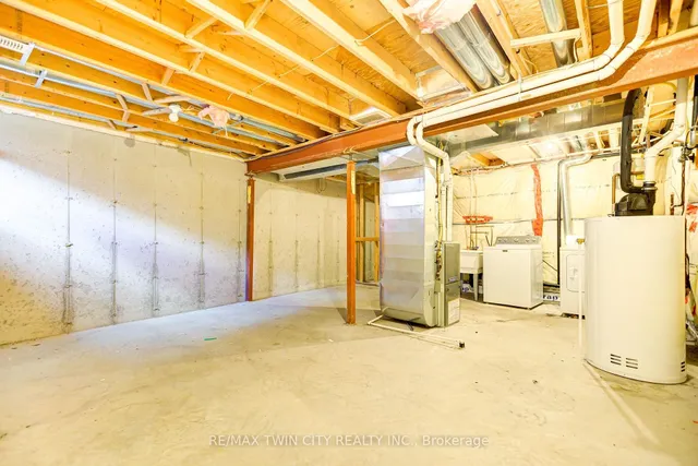 Additional image 32 of 29 Grand Flats Tr